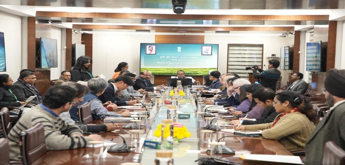Ahead of Budget 2027, Shivraj Singh Chouhan held a major discussion on agriculture, with global organizations in direct talks.