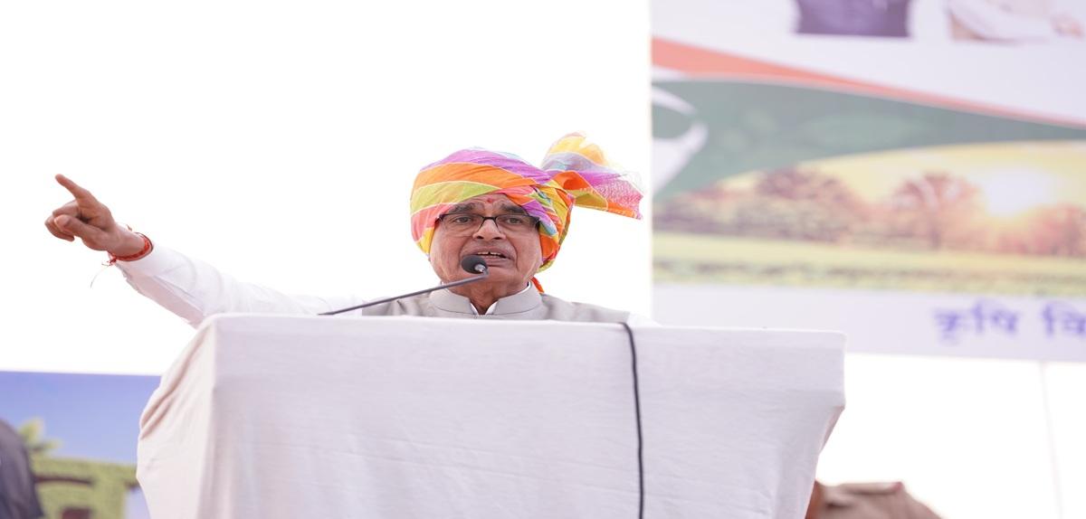 "Save the people and save the farm": Union Minister Shri Shivraj Singh Chouhan launched the nationwide 'Save the Farm Campaign' from Tarawadi, Karnal